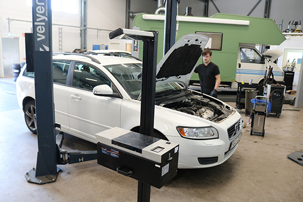 Billede fra værkstedet hos Din Verkstad Syd AB i Lund.