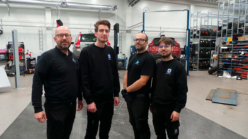 Teamet hos Din Verkstad Syd AB i Lund. Fra venstre: Jesper Andersson, Måns Bruce, Andreas Bokelund och Woitec Novak